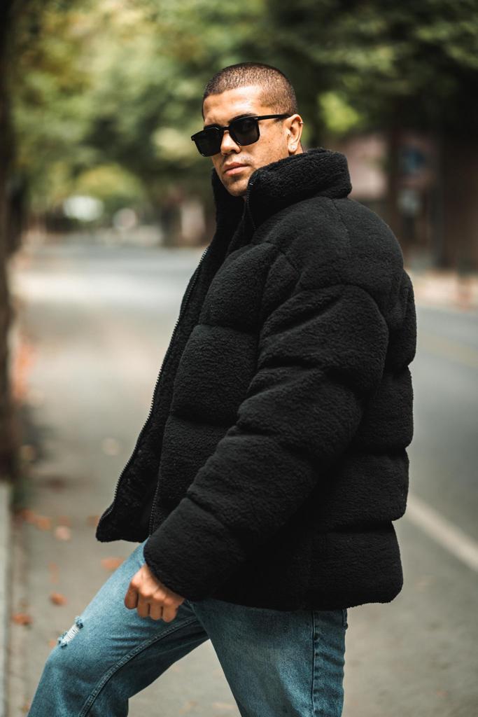 The Ultimate Style Guide: Elevate Your Look with the Top Menswear Trends in the UK